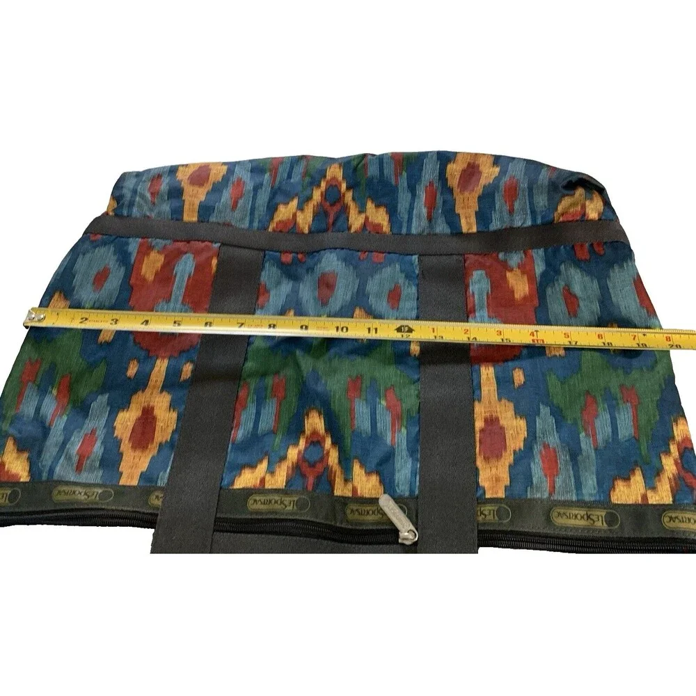 Lesportsac Southwestern Tribal Shoulder Tote Attached Makeup/Accessory Pouch - Picture 9 of 10